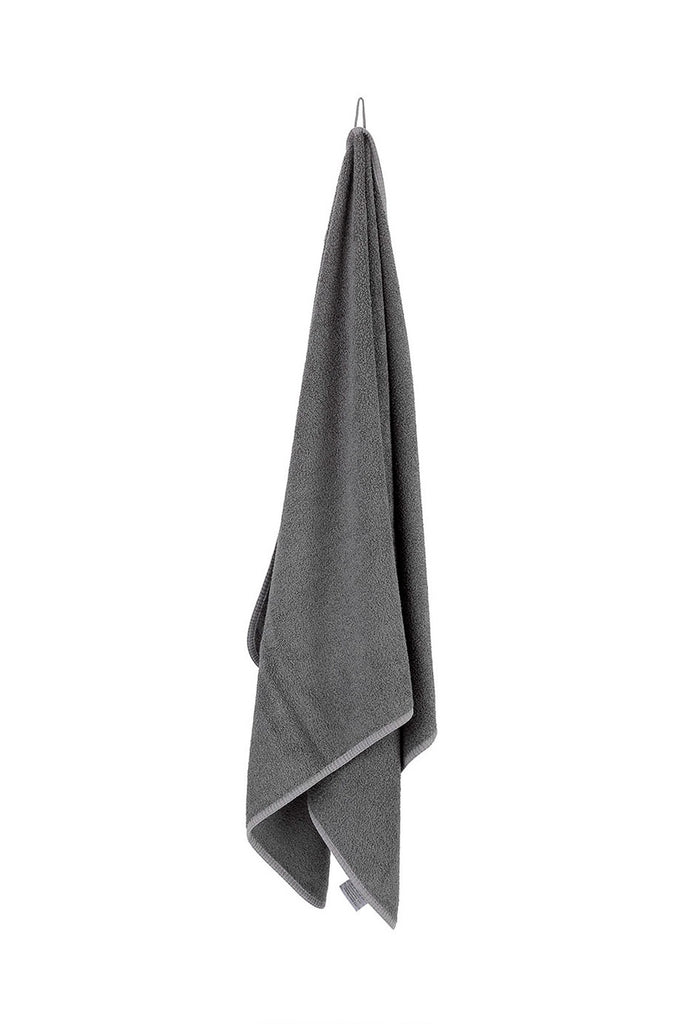 daily_day_bath_towel_concrete_grey