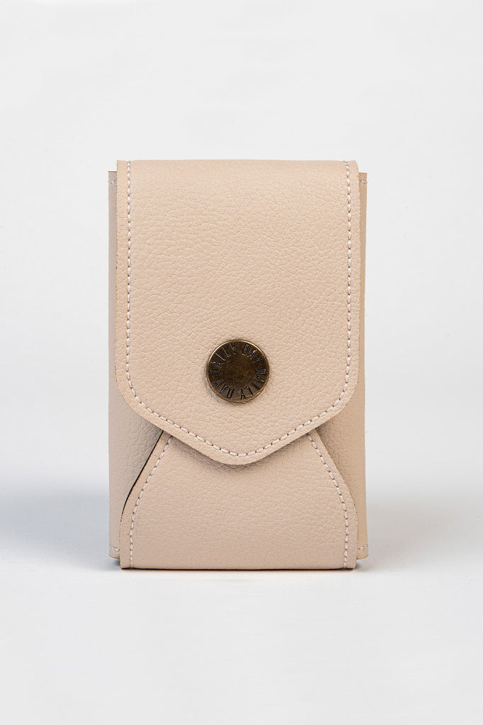 daily_day_envelope_card_holder_ivory_beige